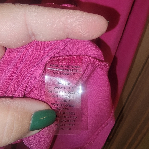 NWT Misses sz XL Chaus Hot Pink Sexy form fitting draped shirt - Picture 6 of 10